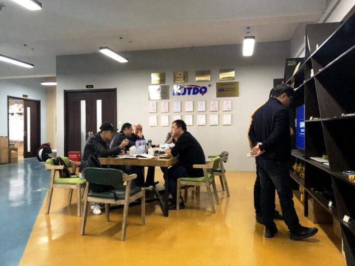 044ae04463b53eb91365540c85c3e222